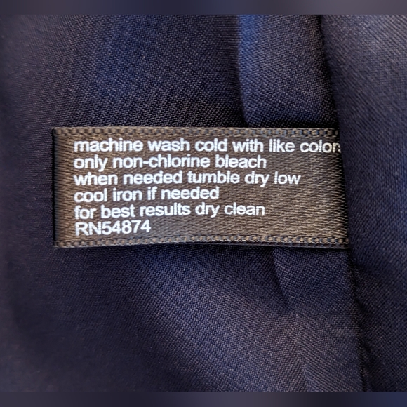 Dress - Picture 6 of 7